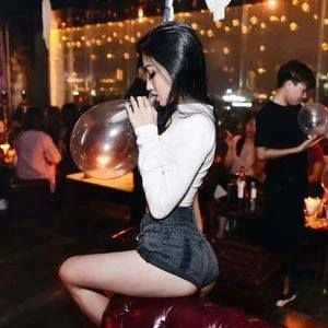 Liên khúc trữ tình gái xinh làm say lòng người bởi giai điệu êm đềm