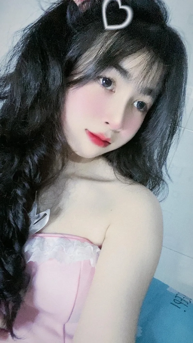 Tải hình nền gái đẹp cho điện thoại miễn phí và dễ dàng tải về