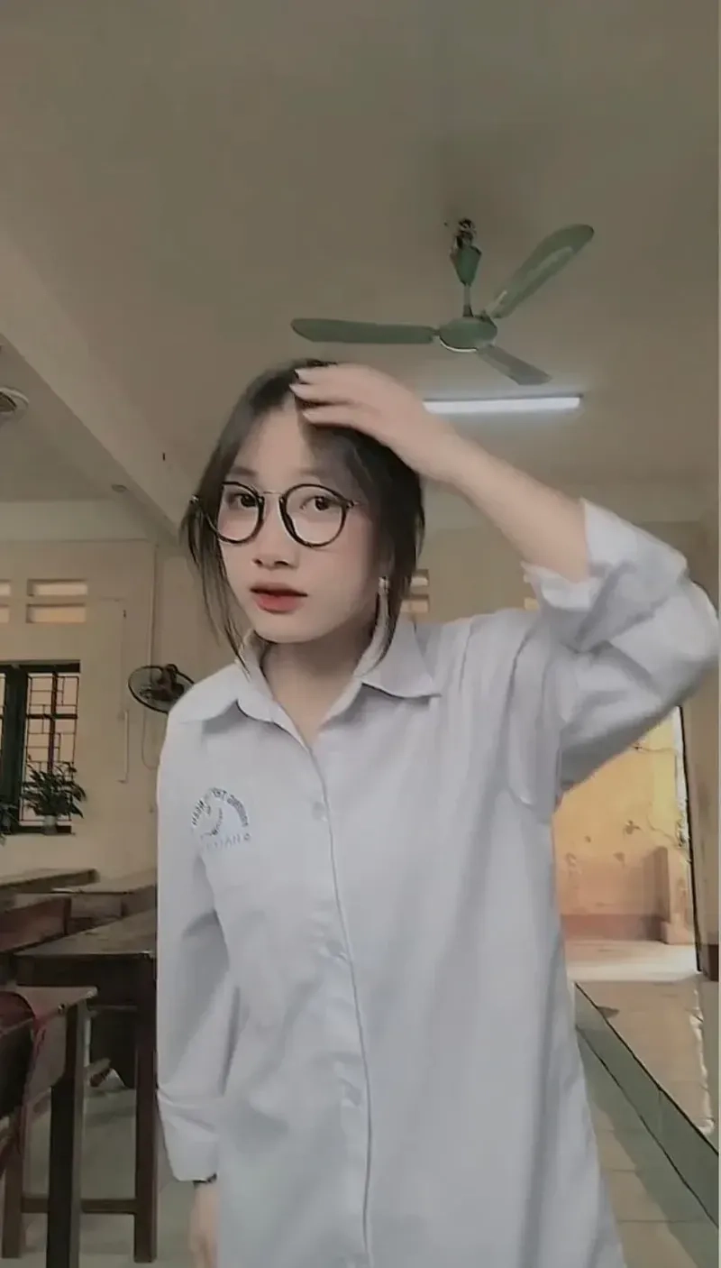 Hình nền gái đẹp cho điện thoại miễn phí dành cho bạn