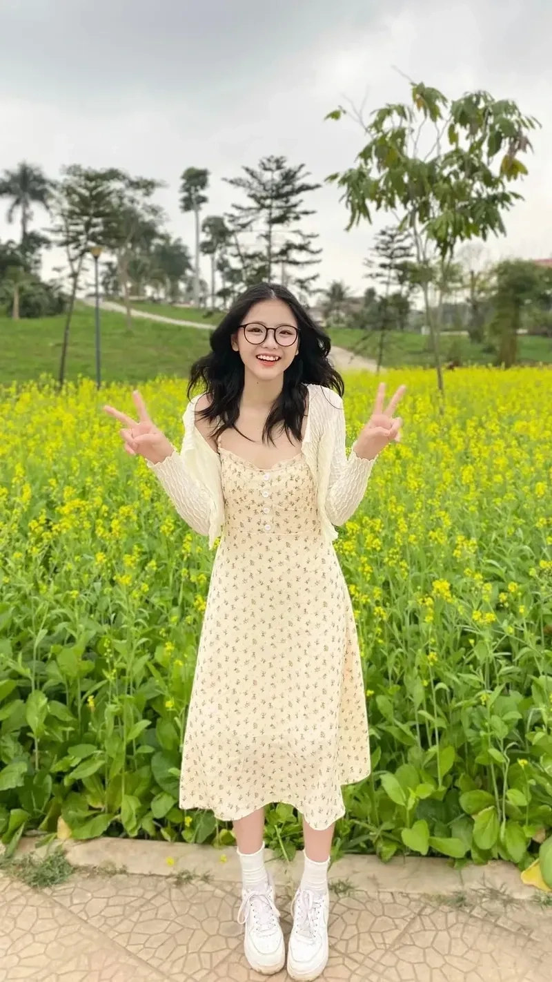 Hình nền gái đẹp cho điện thoại dễ thương nhất tạo sự khác biệt