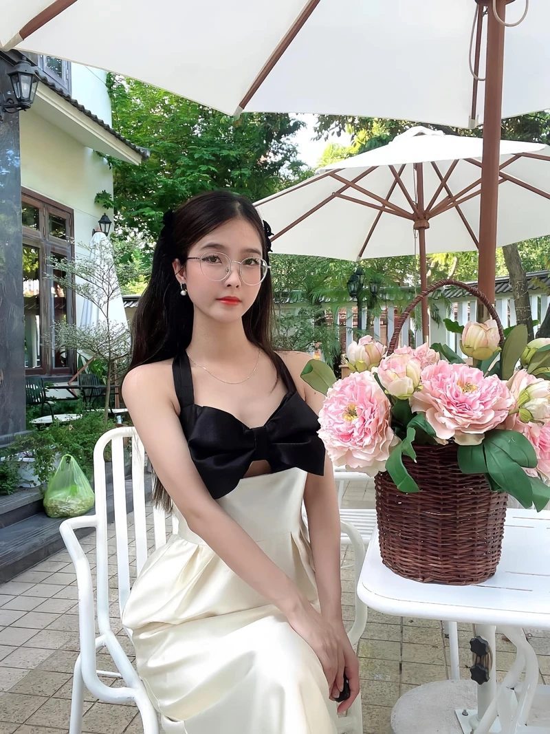 Ảnh gái mạng k7 dễ dàng thu hút mọi ánh nhìn với vẻ đẹp ngọt ngào