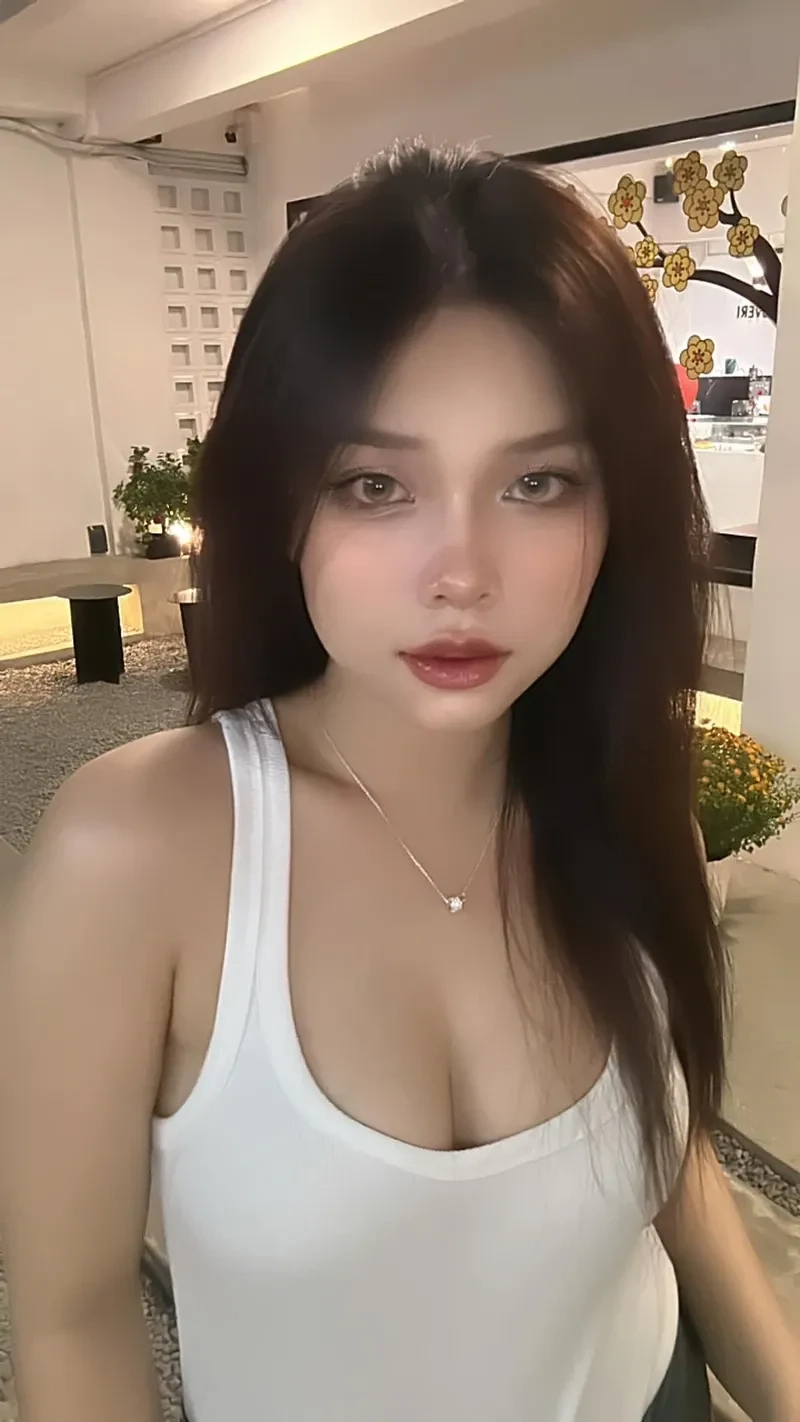 Ảnh gái xinh 2k2 với nét đẹp nhẹ nhàng và tươi tắn