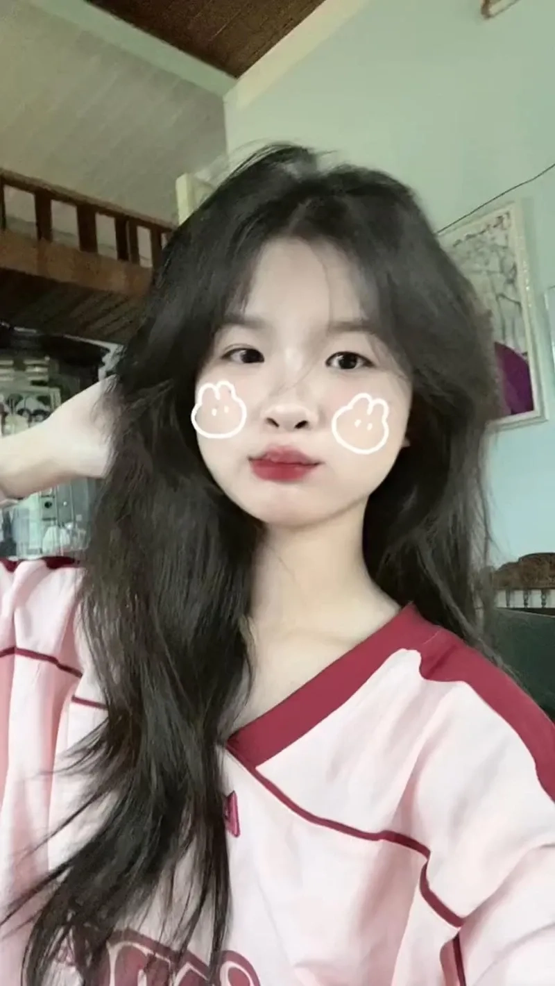 Hình ảnh gái 2k5 dễ thương nhất cho điện thoại đẹp và ngộ nghĩnh