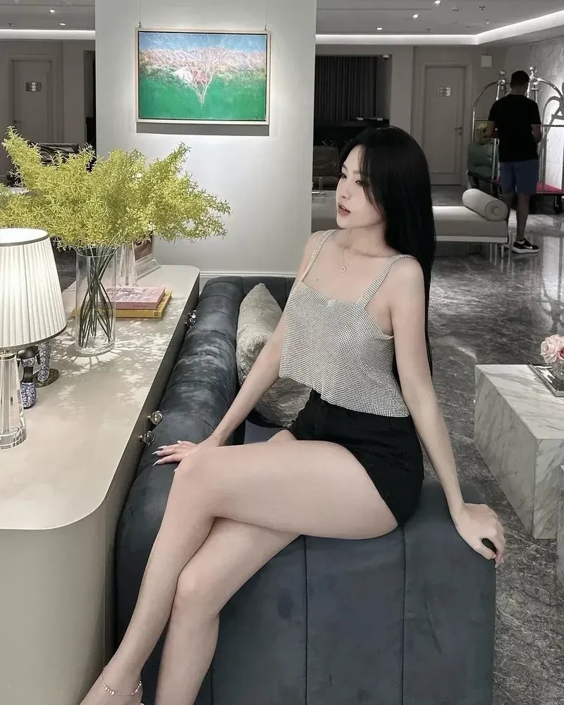 Ảnh gái đẹp 4k tải về, sắc nét và phù hợp làm hình nền