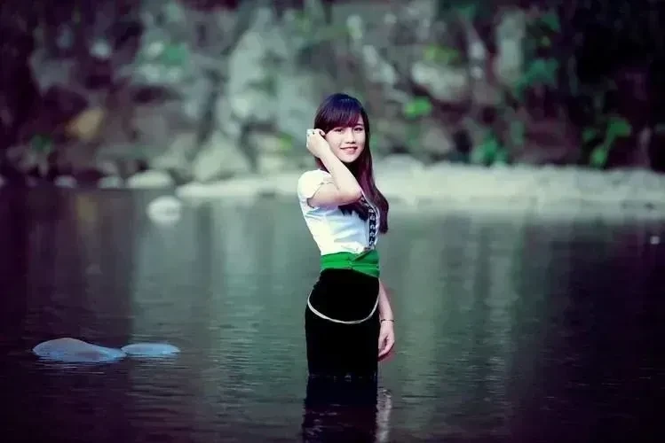 Gái dân tộc Triều Tiên Trung Quốc, với nét đẹp dịu dàng và thướt tha