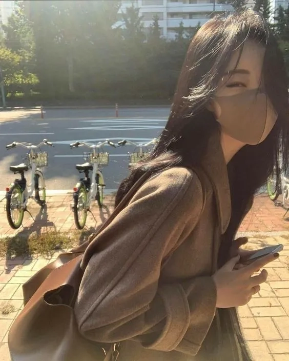 Ảnh Suzy nổi bật với hình ảnh dịu dàng và tài năng vượt trội