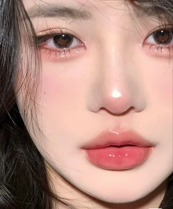 Ảnh Song Hye Kyo với thần thái quyến rũ và nét đẹp không tuổi