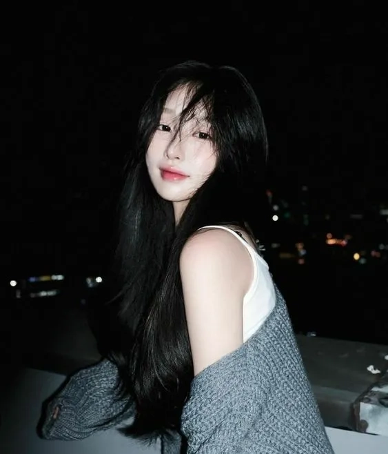 Ảnh Rosé BLACKPINK mang nét đẹp quyến rũ và giọng hát ấn tượng