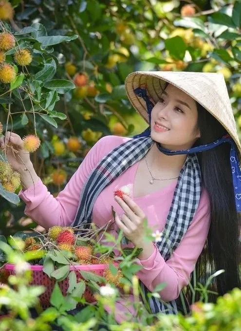 Ảnh gái quê mặc váy đụp mang nét đẹp cổ điển, nhẹ nhàng