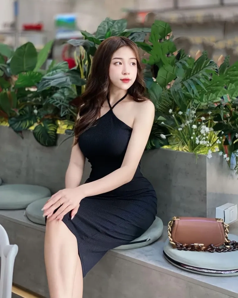 Hình ảnh con gái xinh ngầu Instagram thu hút sự quan tâm từ mọi người