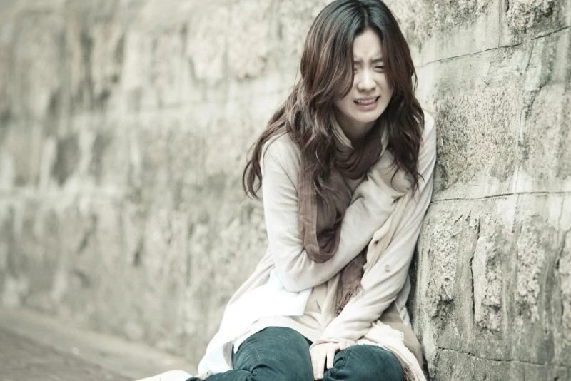 Hình avatar buồn nữ mang đến vẻ đẹp nhẹ nhàng nhưng đầy suy tư