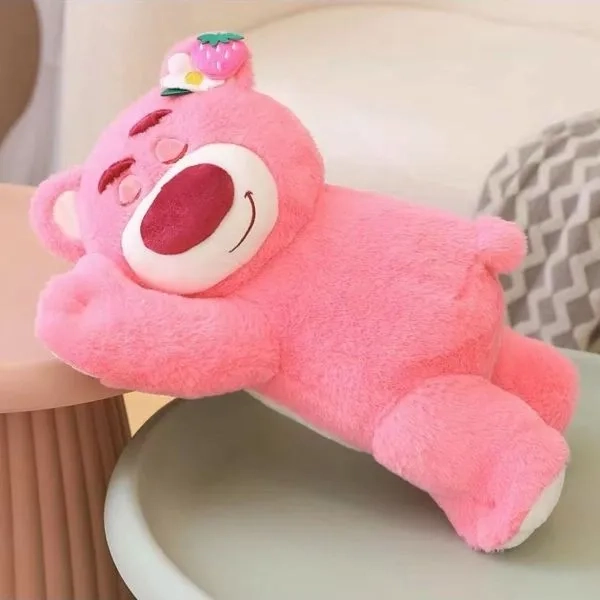 Gấu dâu lotso miniso được yêu thích với màu sắc tươi sáng