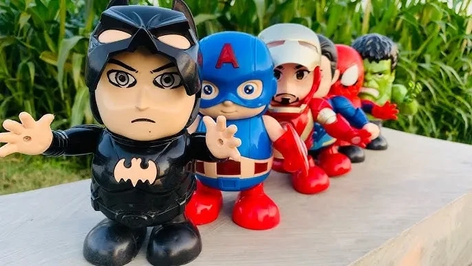 Siêu nhân cuồng phong vàng tạo sự tươi sáng và mạnh mẽ
