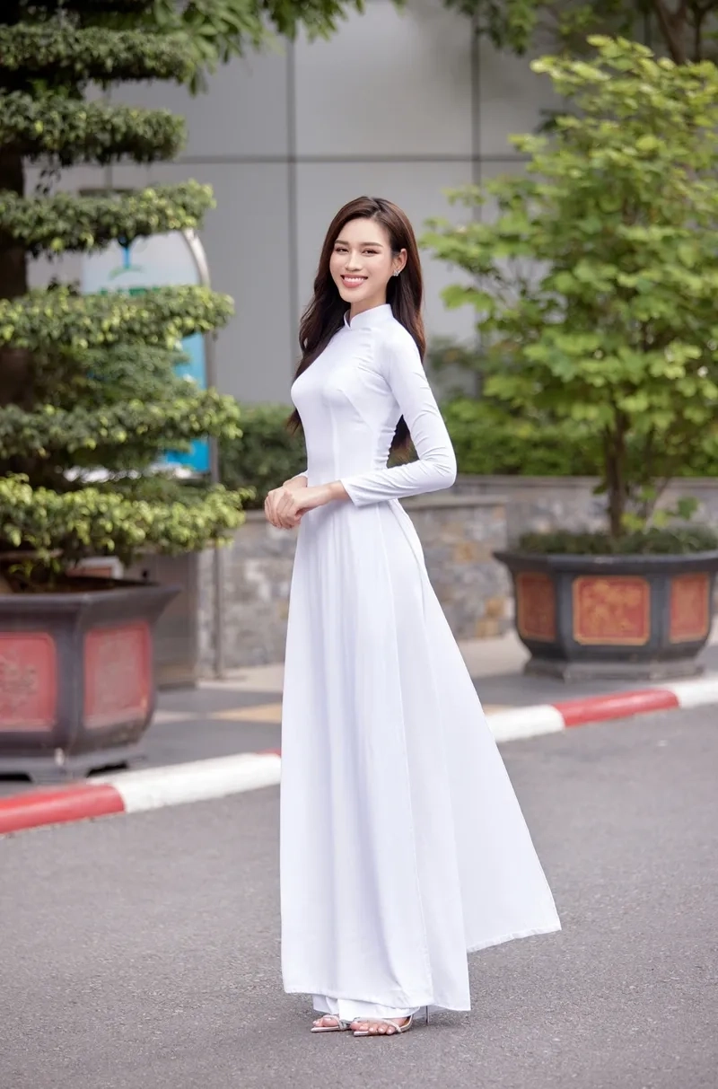 Vương miện Hoa hậu Đỗ Thị Hà luôn được khán giả trân trọng và ngưỡng mộ