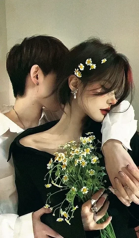 Hình nền cặp đôi hôn nhau thể hiện sự nồng nàn và yêu thương sâu đậm