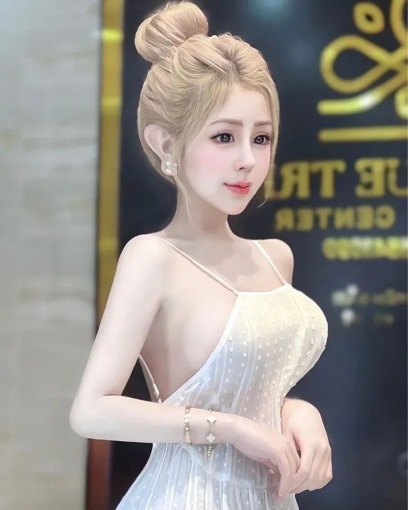 Gái xinh Việt Nam mix đồ đẹp mắt thể hiện khả năng sáng tạo trong thời trang