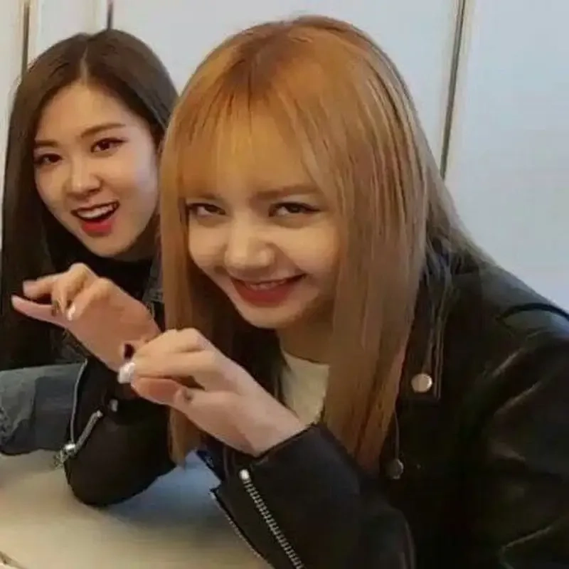  Ảnh Blackpink meme độc đáo dành cho fan yêu thích hài hước