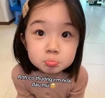 Meme gửi ngàn nụ hôn dễ thương và hài hước mang lại niềm vui