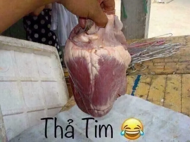 Hình trái tim meme châm biếm thú vị về tình cảm