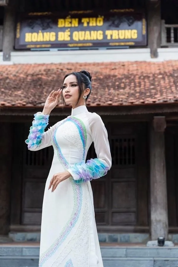Người mẫu Ngọc Châu luôn tỏa sáng trên các sàn diễn thời trang quốc tế