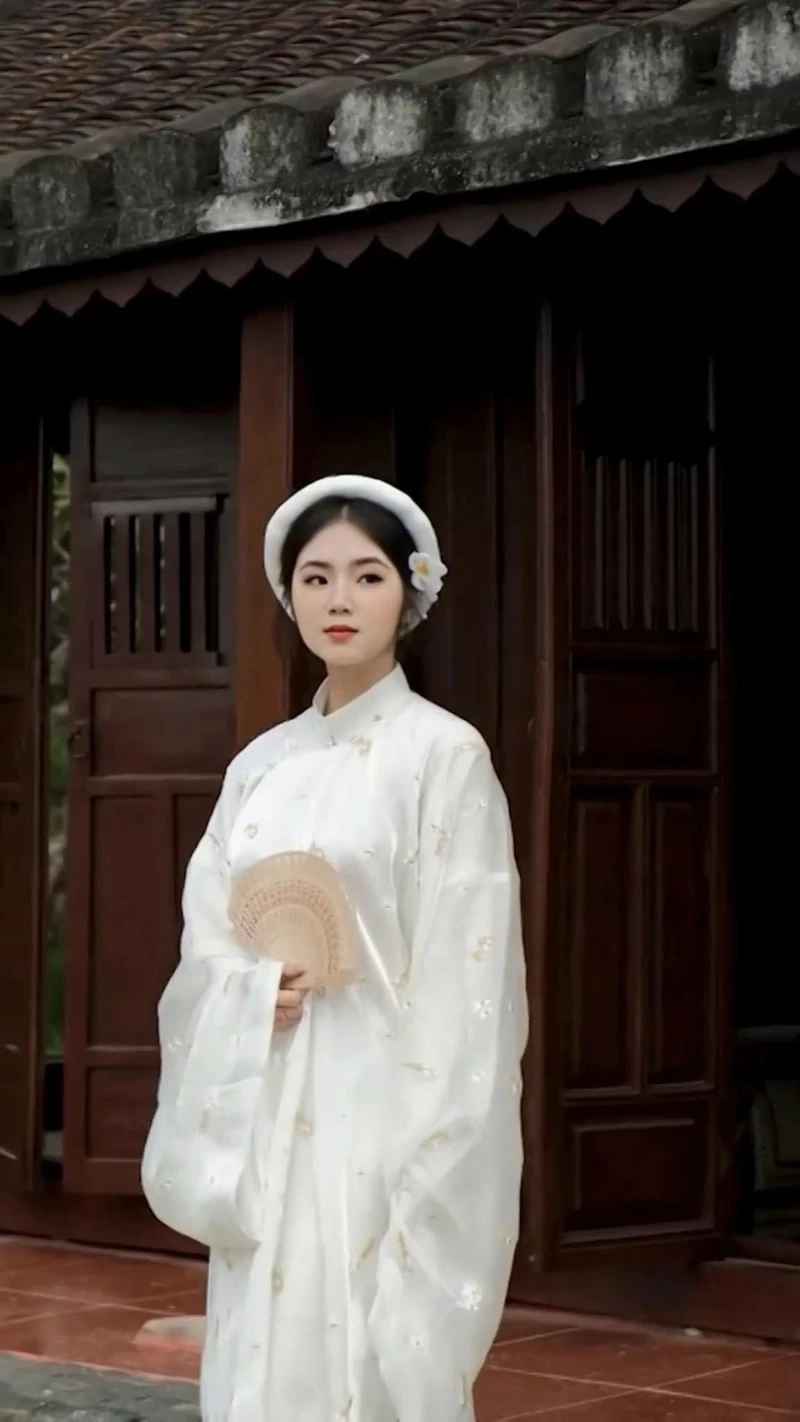 Hình ảnh girl xinh tải về Việt Nam thể hiện vẻ đẹp truyền thống, tự nhiên