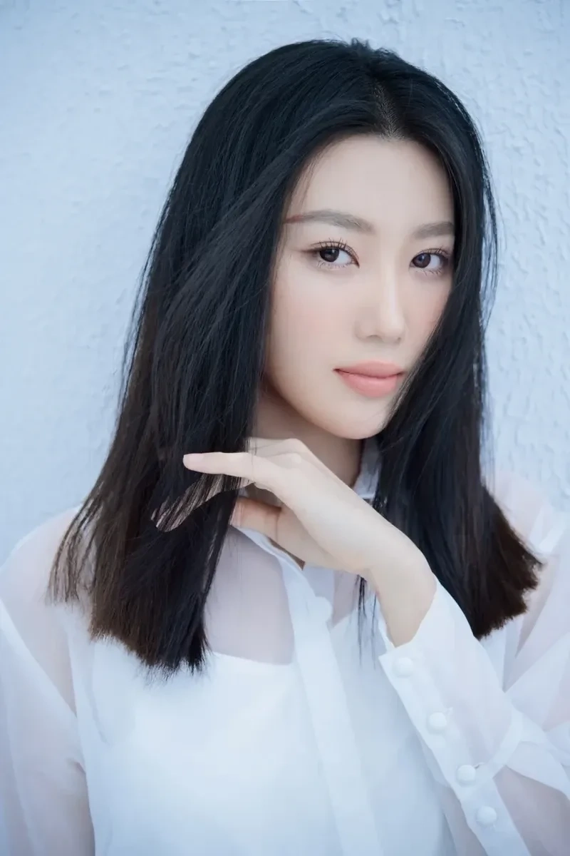 Thúy Ngân Ninh Dương Lan Ngọc thường xuyên xuất hiện cùng nhau
