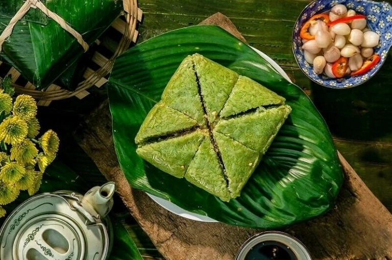 Bí quyết trang trí mâm bánh chưng ngày Tết đẹp hút hồn cho năm 2026