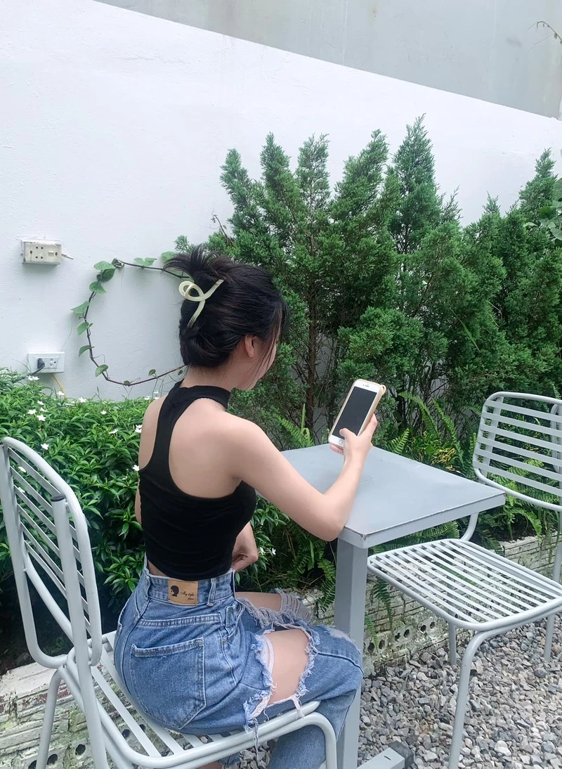 Gái xinh 2k7 trên TikTok được nhiều người yêu thích và theo dõi