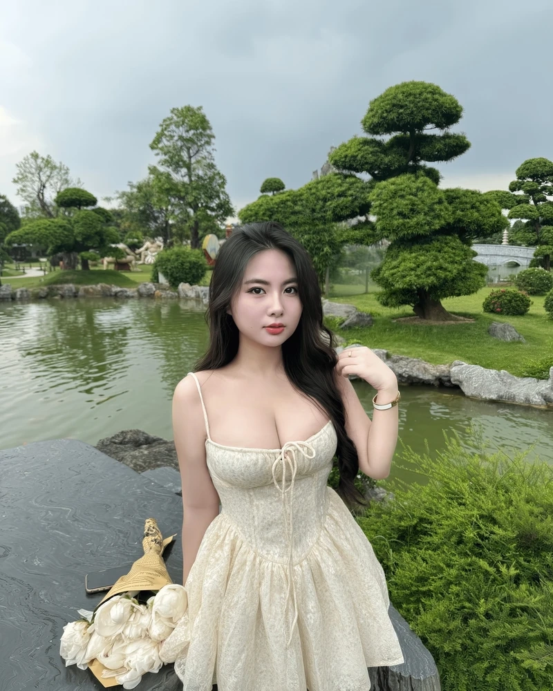 Gái xinh TikTok bikini gây ấn tượng với nhan sắc nổi bật