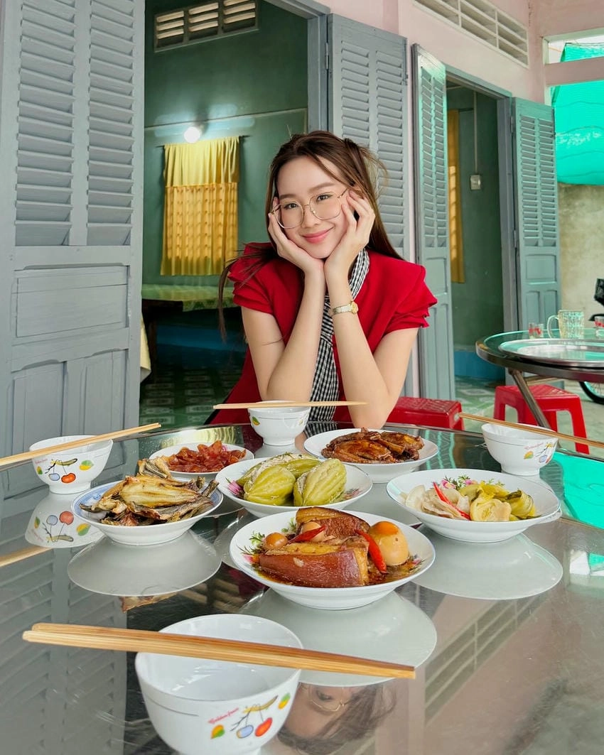 A hậu 1 Bảo Ngọc hành trình từ á hậu đến hoa hậu