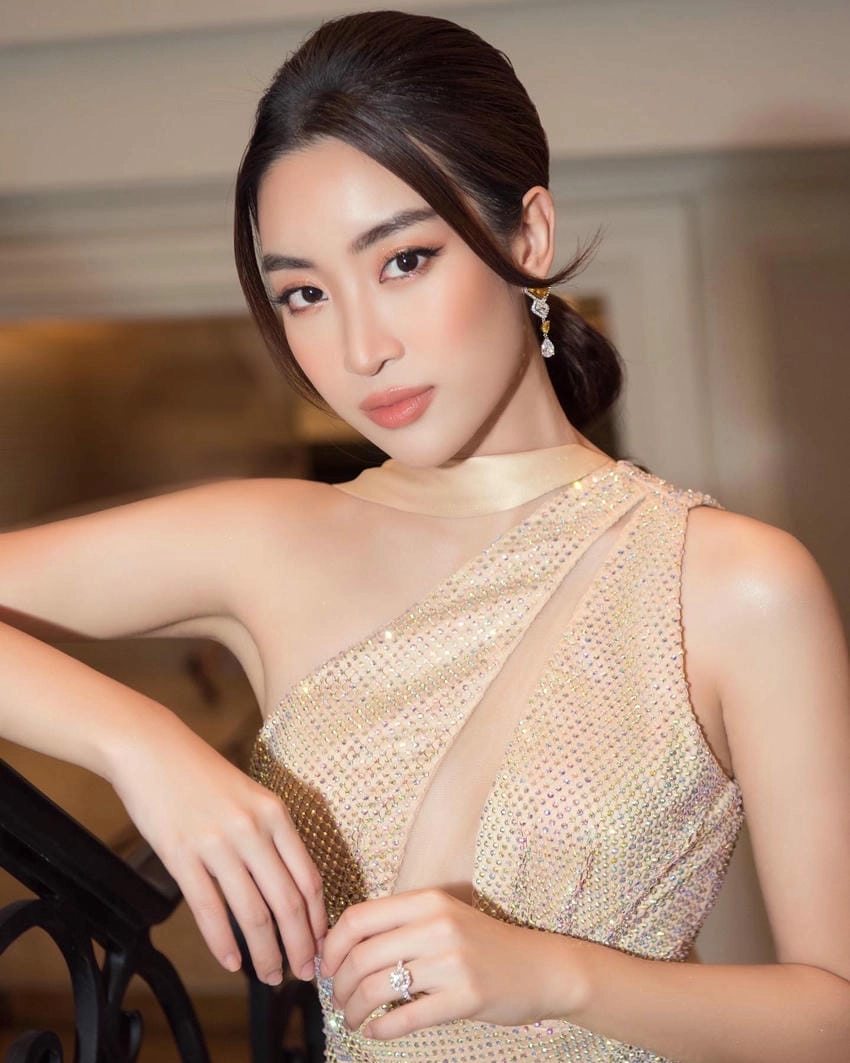 Đỗ Mỹ Linh sinh năm 1996 đầy tài năng