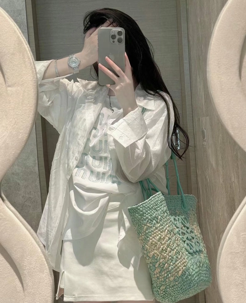 Hình nền ảnh gái xinh sắc nét đẹp mắt