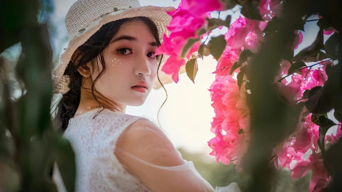 Hình nền gái xinh rạng rỡ cuốn hút mọi ánh nhìn