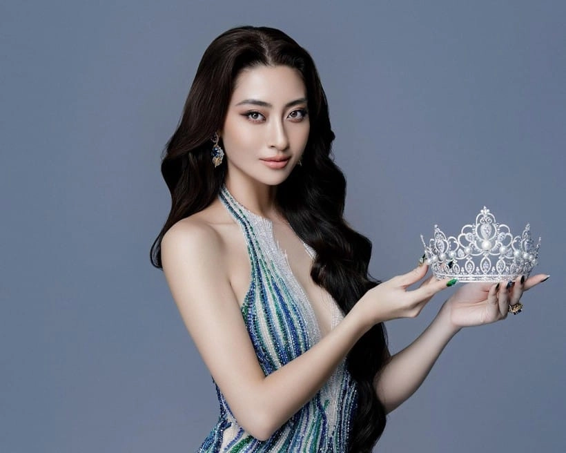Lương Thùy Linh hoa hậu đẹp chuẩn phong cách Việt