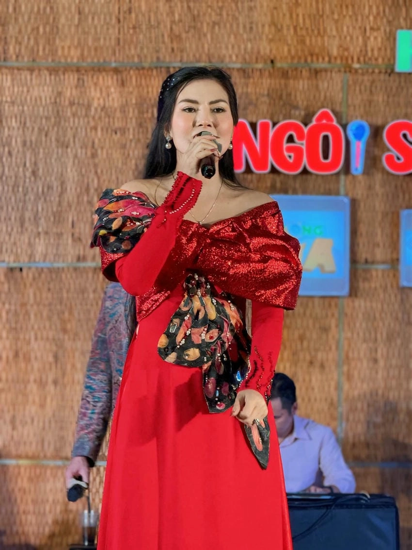 Cát bụi cuộc đời Hoa hậu Kim Thoa lay động lòng người