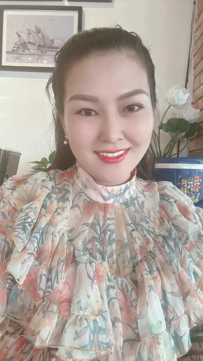 Bolero Hoa hậu Kim Thoa đậm chất trữ tình quê hương