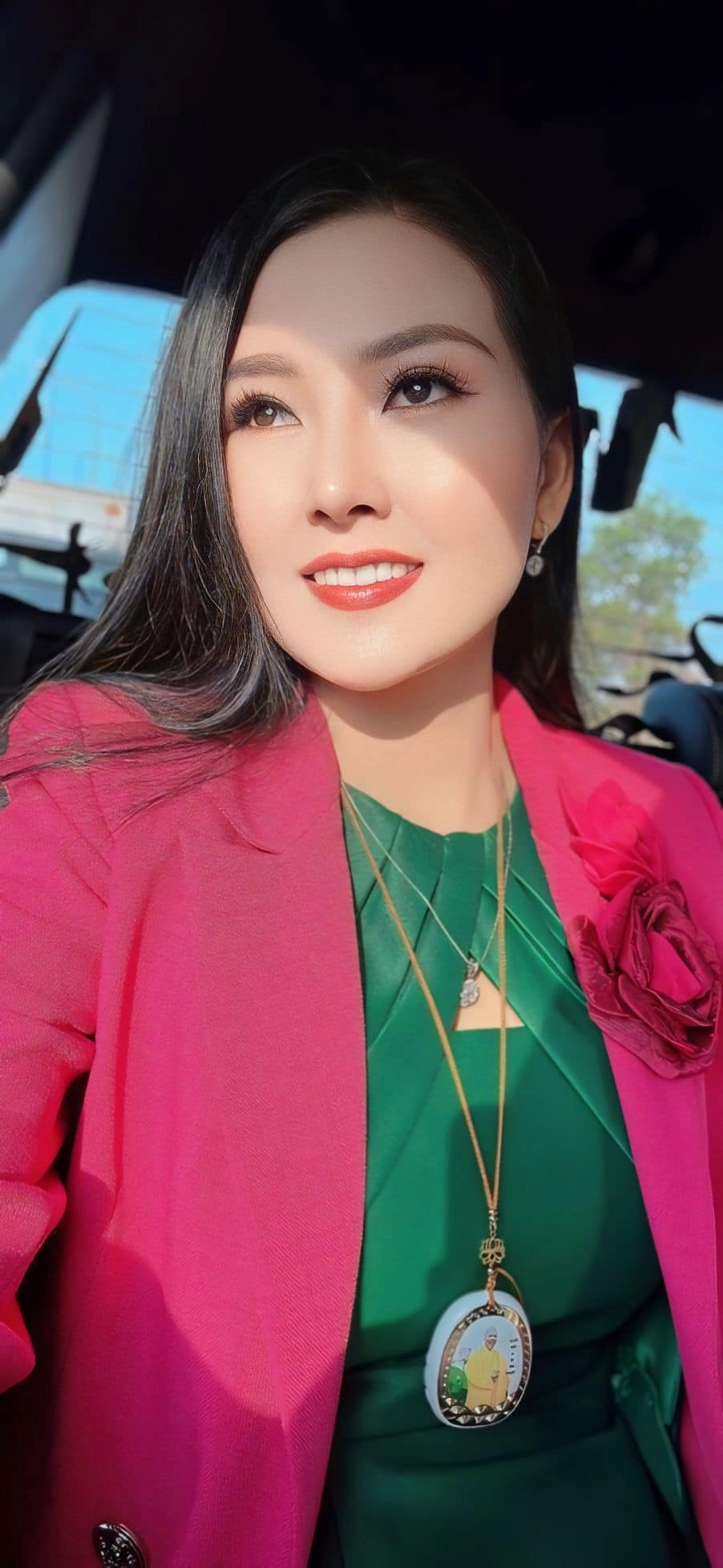 Hoa hậu Kim Thoa là ai? Nàng hậu tài sắc vẹn toàn