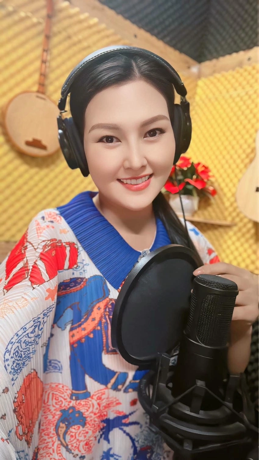Hoa hậu Kim Thoa quê ở đâu? An Giang mộc mạc