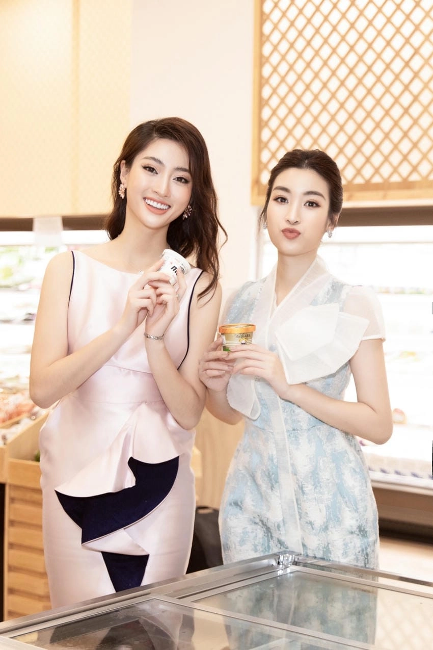 Lương Thùy Linh Đỗ Mỹ Linh hội ngộ thảm đỏ