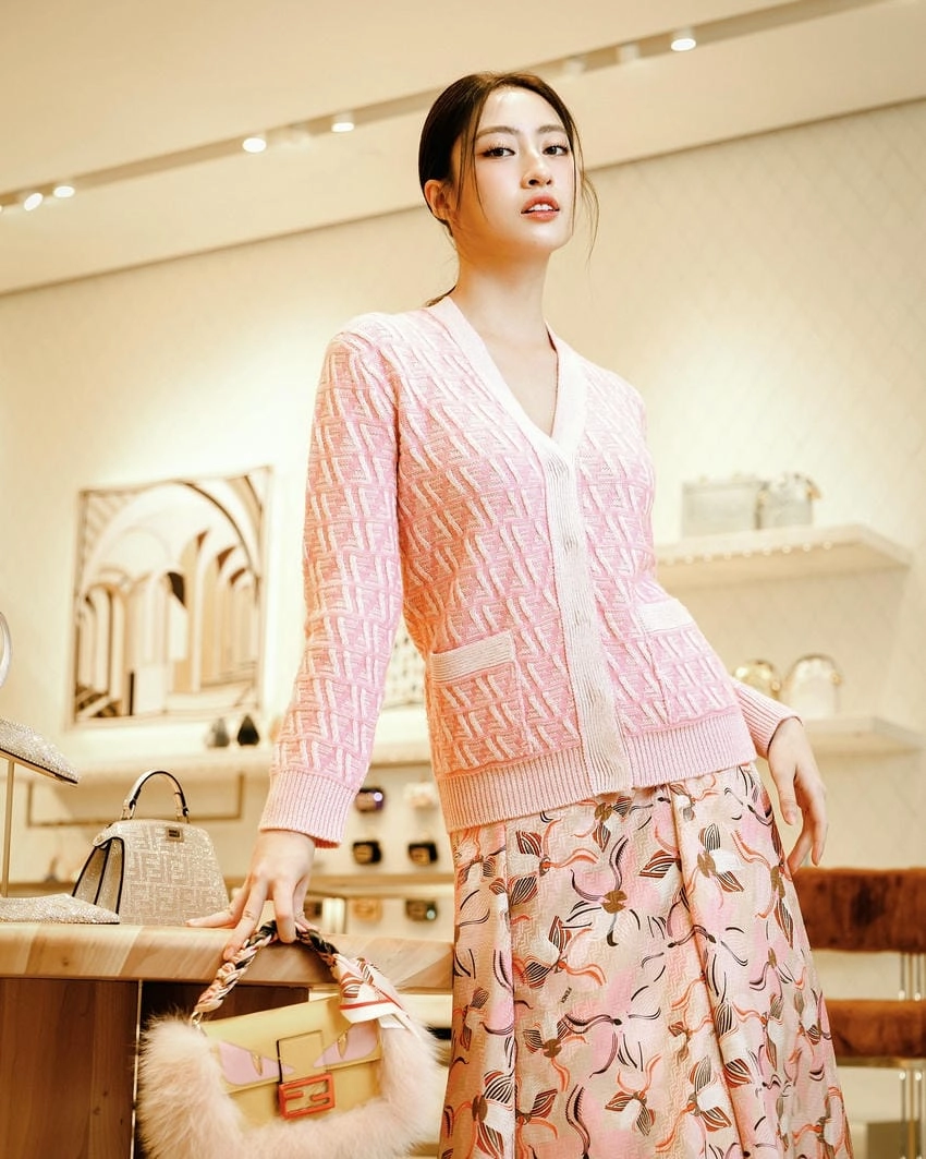 Tiểu sử Hoa hậu Lương Thùy Linh được nhiều tìm kiếm
