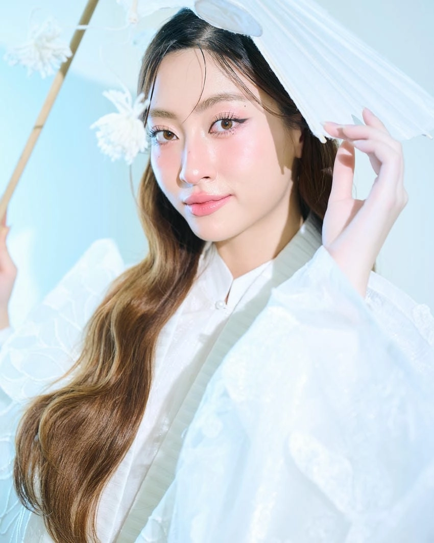 Lương của Hoa hậu gây tò mò trong giới mộ điệu