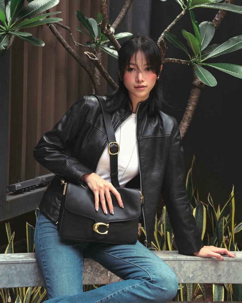 Hoa hậu Phương Khánh chia sẻ khoảnh khắc trên Instagram