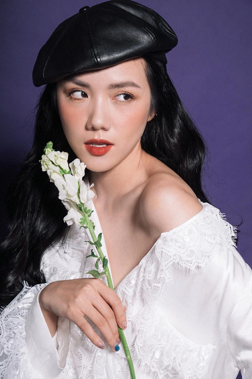 Phương Ly bao nhiêu tuổi, 35 tuổi vẫn rạng rỡ
