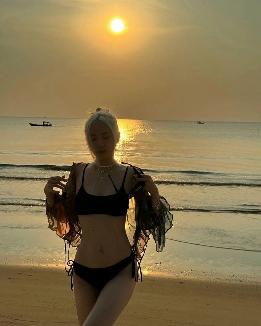 Phương Ly là ai, hot girl trở thành ca sĩ Vpop