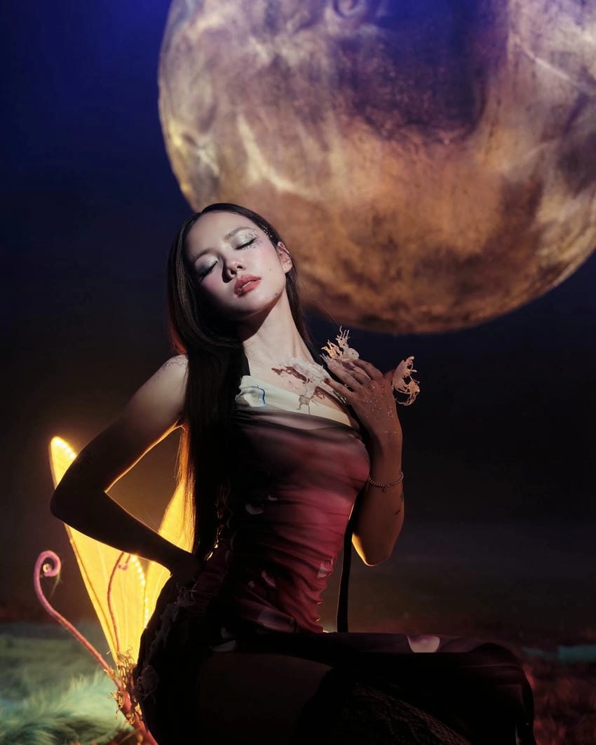 Ca sĩ Phương Ly sinh năm bao nhiêu, sinh năm 1990