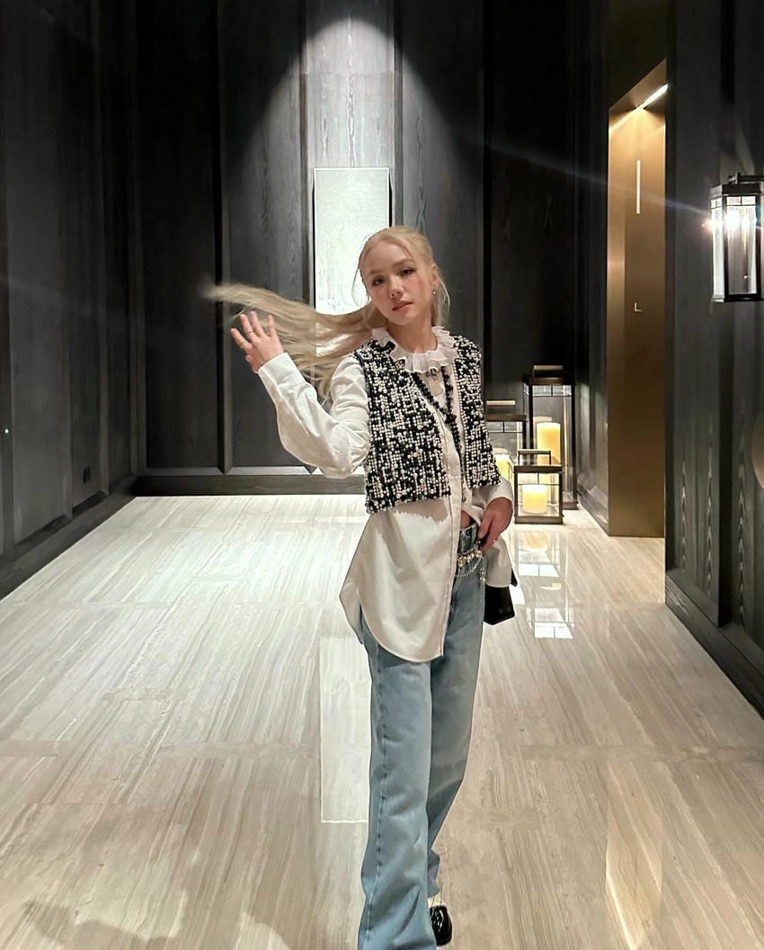 Phương Ly Instagram, khoảnh khắc đời thường cuốn hút
