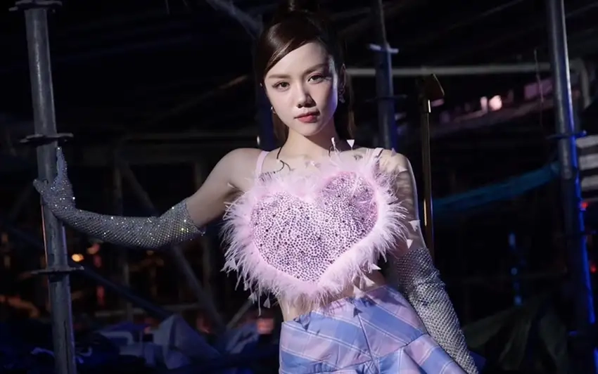 Ca sĩ Phương Ly, ngôi sao Vpop đầy triển vọng