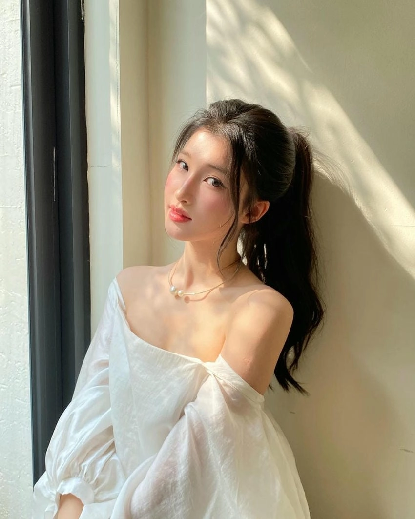 Á hậu Phương Nhi nổi lên sau cuộc thi Miss World