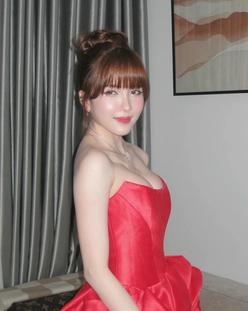 Bạn trai mới của Thiều Bảo Trâm là ai chưa rõ