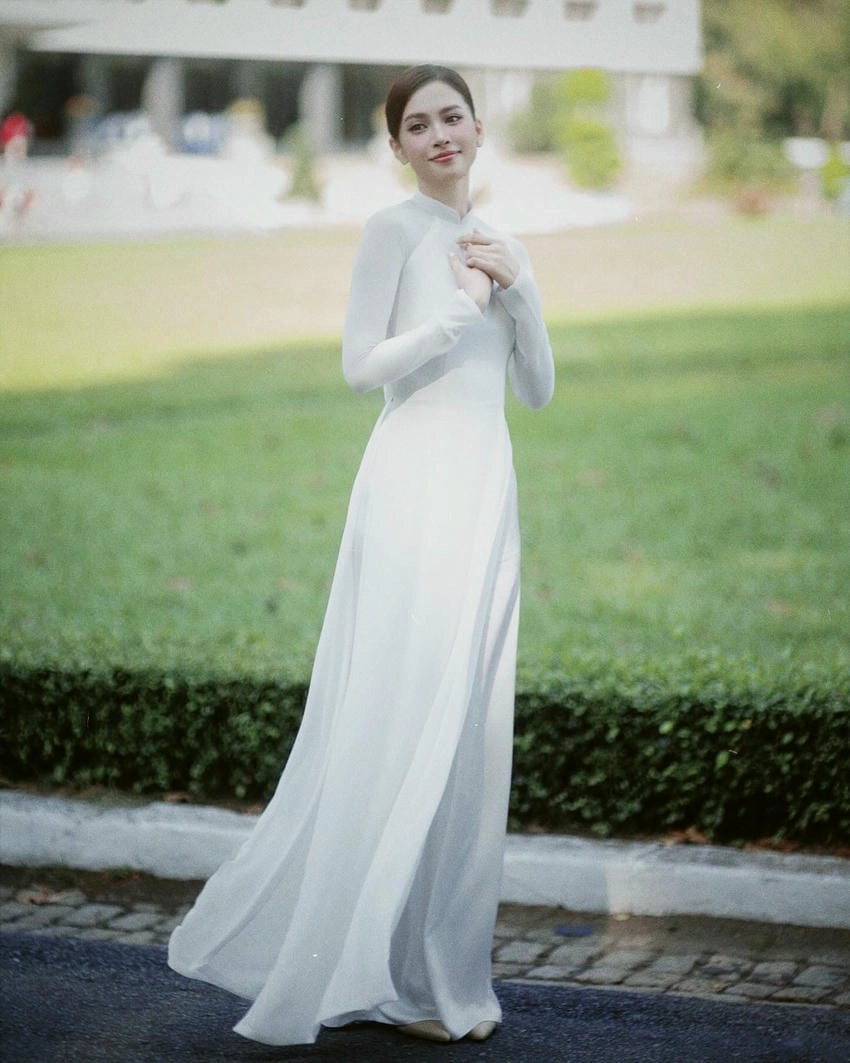Chiều cao Trần Tiểu Vy là 1m75